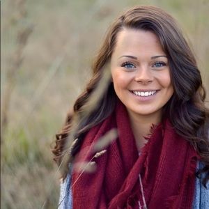 Meet your Posher, Melody